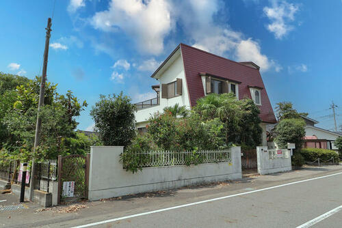 Spacious 4LDK Garden Home with Atrium & Dual Parking in Quiet Yagioka in Tochigi