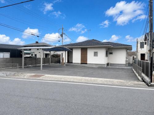 Fully Renovated Bright 3LDK Single-Story Home with Large Lot, 5-Min Walk to Notogawa Station in Shiga