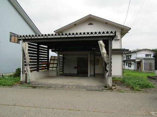 Renovated 7LDK Home on Vast 1,439㎡ Land in Peaceful Minamiuonuma in Niigata