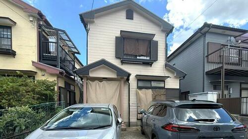 Traditional 4DK House with Three Parking Spaces in Nagasaki, Nagasaki