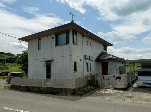Bright 5SLDK Steel-Frame Home with Garden and Solar in Yufu, Oita