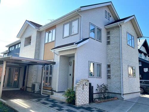 Bright Fully Renovated 4SLDK Home with Carport in Higashi-Aniwa, Iwate