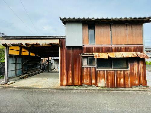 Sea-Close 1954 Wooden 4K Fixer-Upper in Tano-cho, Kochi, Kochi
