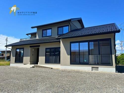 Spacious 6LDK Light-Steel Home with New Kitchen & Bath in Matsumoto, Nagano