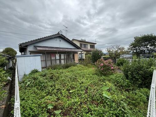 Affordable 2LDK Wooden Bungalow with South Garden in Katayama, Nankoku, Kochi