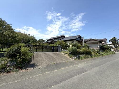 Spacious Single-Story 6SDK on a 227-Tsubo Lot in Matsusaka, Mie