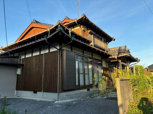 Spacious Unrenovated 6DK Wooden House Near Yu Station, Yamaguchi