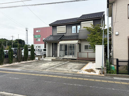 Well-Located 3LDK House Three Minutes from Hanu﻿ki Station, Saitama