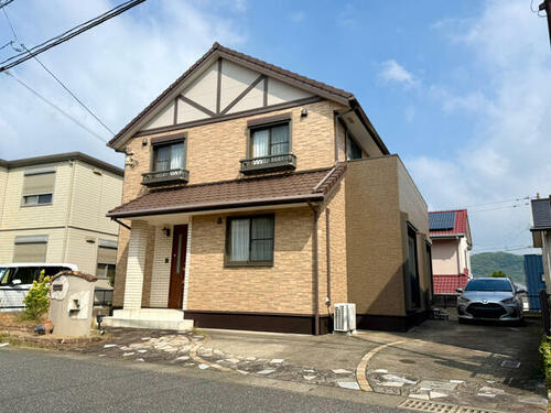 Bright 4SLDK Detached House with Loft Storage in Minato-zaka, Nagasaki