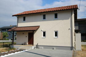Spacious 5LDK Wooden House with Large Lot near Joetsu-Myoko Station, Niigata