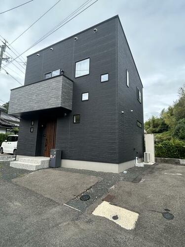 Excellent 3LDK Wooden Home Near Koura Station, Nagasaki