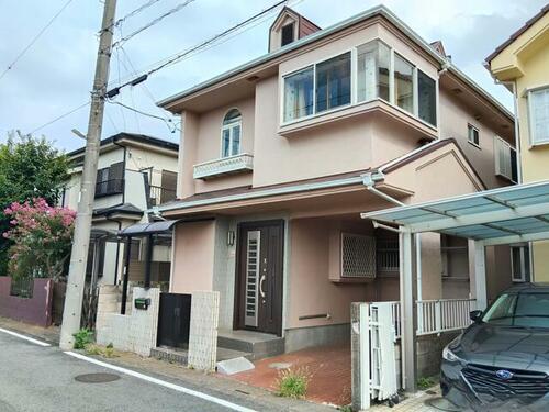 3LDK Home Near Okegawa Station with Garden and Parking, Saitama