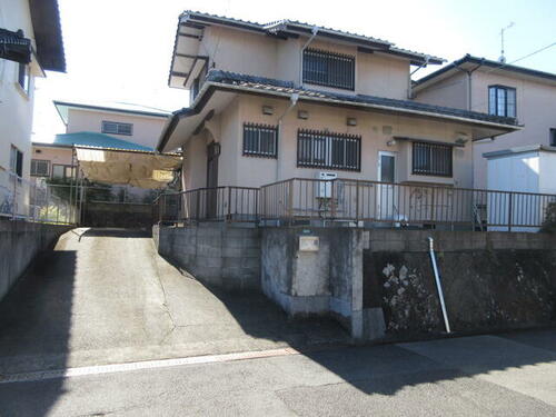 Bright 4DK Home with Traditional Japanese Rooms in Matsugaoka, Oita