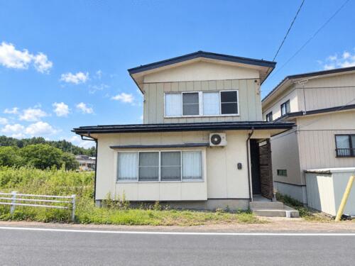 Affordable 3K Tatami House Near Uzen-Komatsu Station, Yamagata
