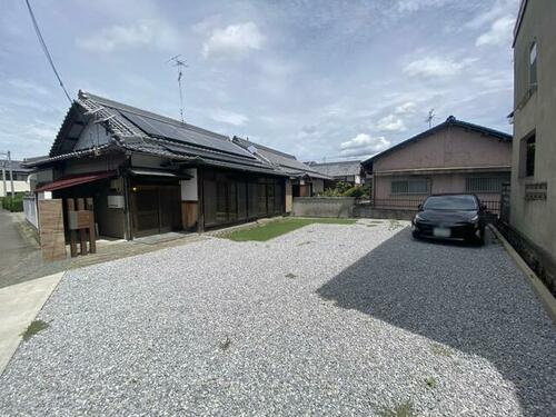 Traditional 4DK House with Tatami Rooms and Large 331㎡ Lot in Kishiwada, Osaka