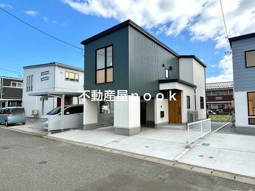 Bright Renovated 3LDK House with Built-In Garage in Misawa, Aomori