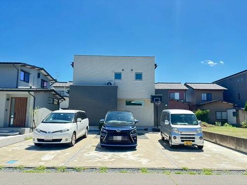 Modern 5LDK Home in Maruoka-cho Kita-Yokochi, Sakai, Fukui
