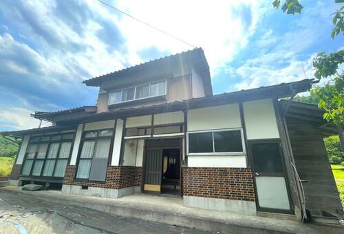 Spacious 5DK Renovation Opportunity in Yazu, Tottori, Tottori
