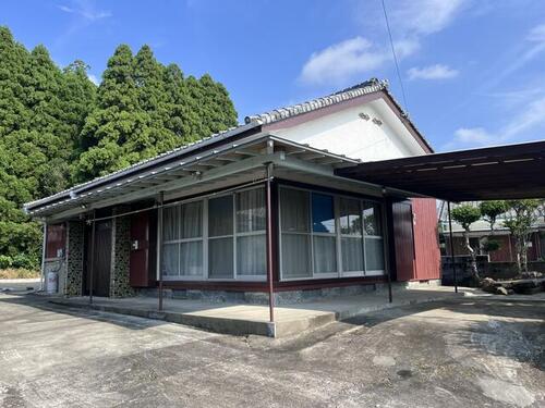 Traditional 4SDK Home with Spacious Plot in Kushima, Miyazaki