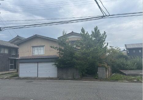 Spacious 5LDK Wooden House in Niigata's Minami Ward, Niigata