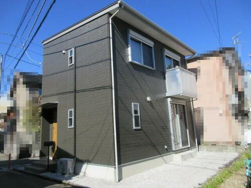 Well-Maintained 2LDK House Near Irimyo Station, Kochi