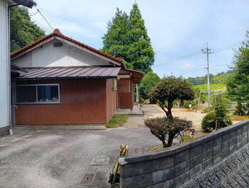 Spacious Single-Story Home with Tatami Rooms in Higashi Imbe-cho, Matsue, Shimane
