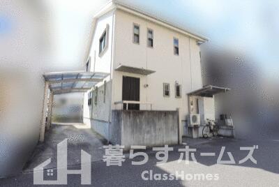 Spacious 3SLDK Home with Tatami Rooms in Kitahonmachi, Kochi