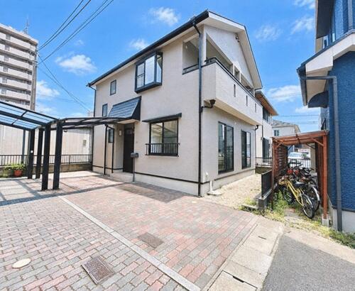 Renovated 3LDK Home with Spacious Living Area in Fukuyama, Fukuyama, Hiroshima