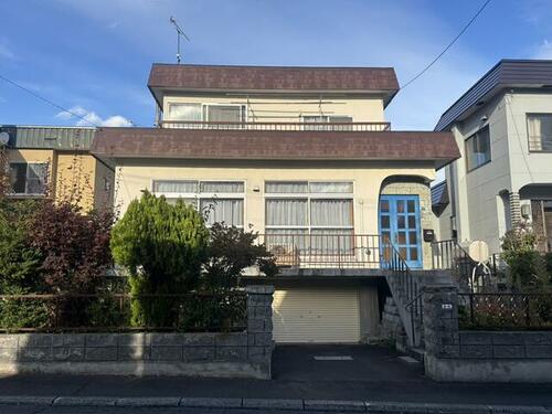 Spacious 5LDK Three-Story Home in Sapporo's Nishi-ku, Sapporo, Hokkaido