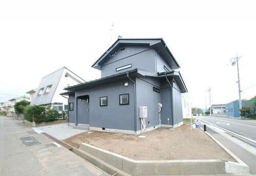 Renovated 3LDK Home with Garden in Komoro, Komoro, Nagano