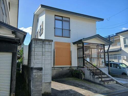 Flexible 4SLDK with Heated Floors and Sunroom in Yonezawa, Yonezawa, Yamagata