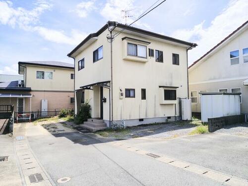 Bright House with Renovation Potential in Kumamoto, Kumamoto