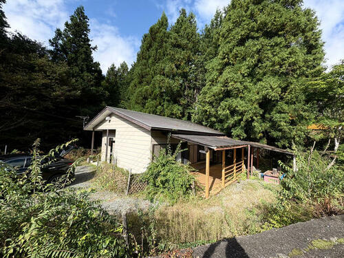 Wood-Framed 2LDK with a Large Garden in Quiet Doshi, Doshi, Yamanashi