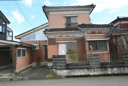 Spacious 7DK Wooden Home in Quiet Mizuhashi Hatakeru, Toyama