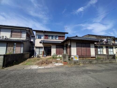 Spacious 7DK Tatami Home in Daitocho, Sasebo, Sasebo, Nagasaki