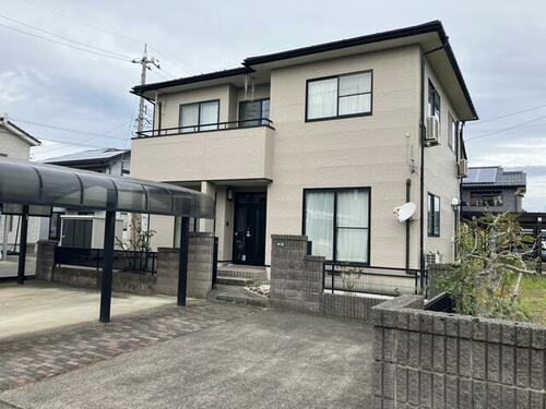 Spacious 4LDK Home with a Garden-Sized Lot in Koizumi-cho, Sabae, Fukui