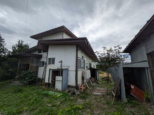 大江町小見の敷地にゆとりある5DK戸建て、大江町