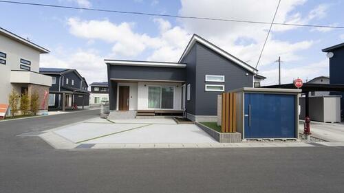 Bright, Fully Renovated 3LDK Home with Vaulted Ceilings in Mizusawa, Oshu, Iwate