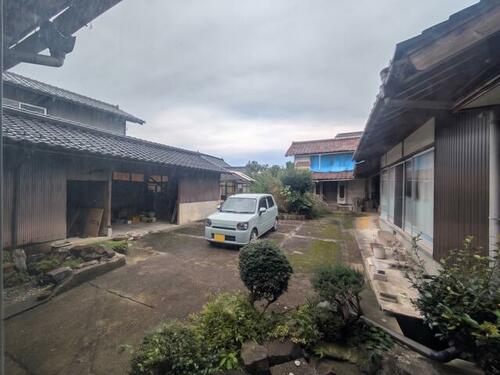 琴浦町の広々とした8LDKの和風住宅、琴浦町