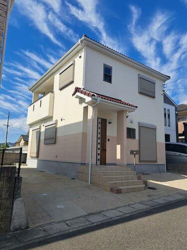 Spacious 4SLDK Home with Parking for Three in Negoro, Iwade, Wakayama