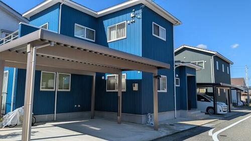 Modern 4LDK Home Near Takaoka-Yabunami Station, Takaoka, Toyama