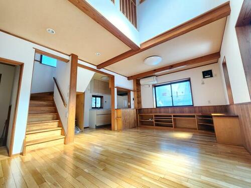 南大泉の明るい4LDK戸建て、練馬区