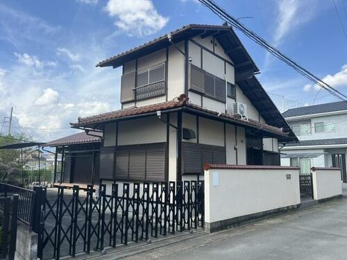 Bright 5-Room Wooden Home with a Generous Garden in Kofu, Kofu, Yamanashi
