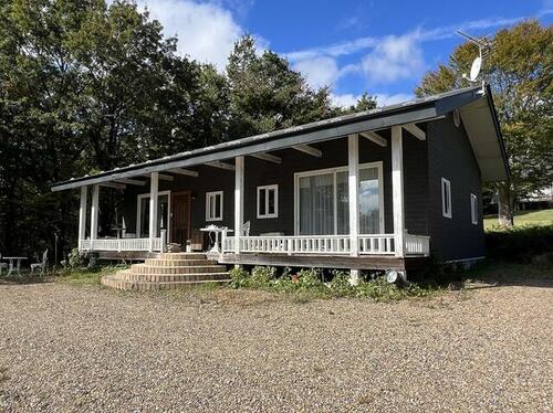 Bright 1LDK Home with Expansive 1,371 sqm Plot in Takakuotsu, Nasu, Tochigi