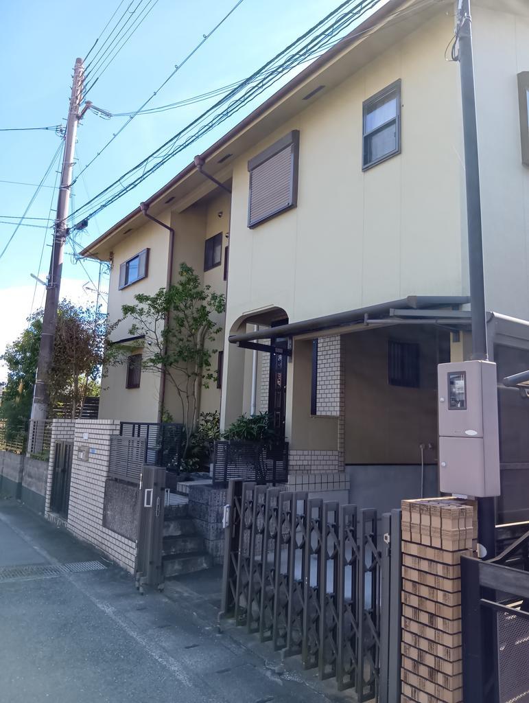 Bright 6LDK+DK Home with Garden and Indoor Garage in Ikaruga, Ikaruga, Nara