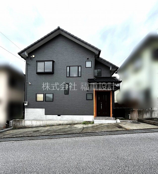 Detached 4LDK with Balcony in Shiomidai, Kochi, Kochi