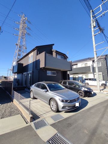 Bright 3SLDK Home with Tatami Room and Balcony in Yata, Mishima, Shizuoka
