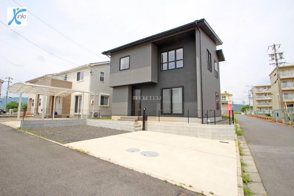 Modern 3LDK Home with Double-Height Hall in Iga, Iga, Mie