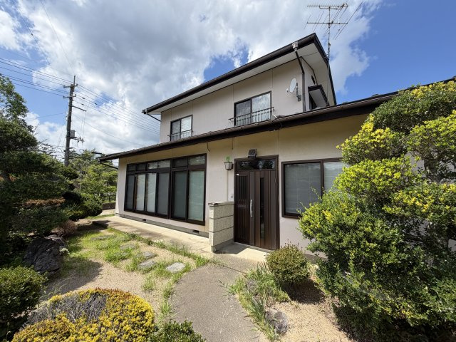 Bright 5DK Home with a Large Garden in Horai-machi, Fukushima
