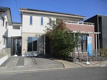 Renovated 5LDK Toyota Home with Scenic Balcony in Saeki Ward, Hiroshima